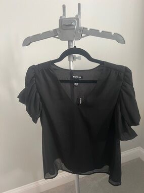 Express Black V-Neck Puff Sleeve Blouse